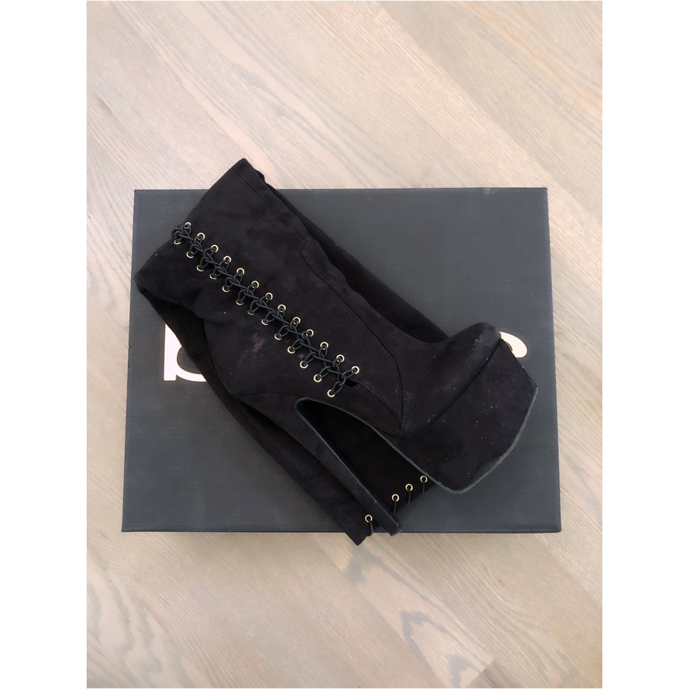 Over the knee boots